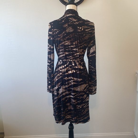 Calvin Klein Midi Wrap dress - Picture 5 of 7